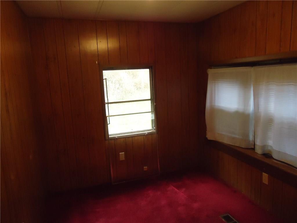 251 Isiminger Road Aleppo, PA 15310 - Photo 6 of 12