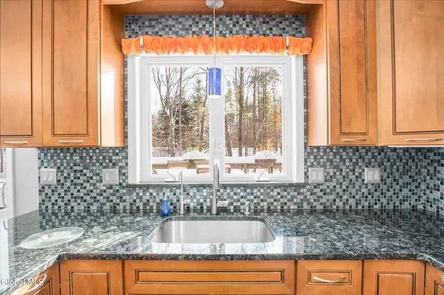 $629,000 | 6 Bishop Court, Queensbury, NY 12804