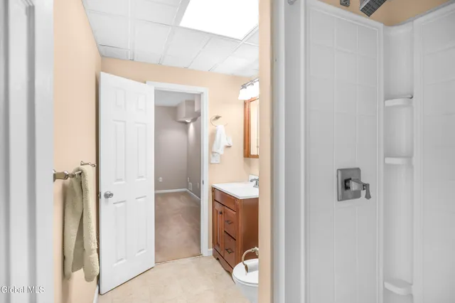 $629,000 | 6 Bishop Court, Queensbury, NY 12804