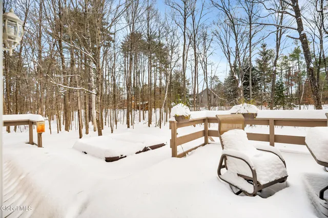 $629,000 | 6 Bishop Court, Queensbury, NY 12804