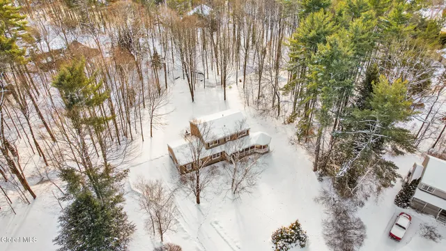 $629,000 | 6 Bishop Court, Queensbury, NY 12804
