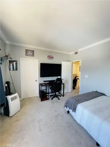 $769,000 | 227 East Burbank Boulevard, Unit E, Burbank, CA 91502