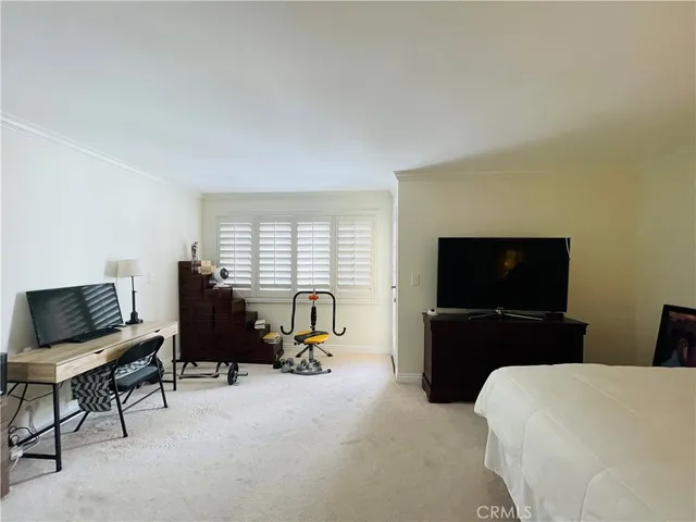 $769,000 | 227 East Burbank Boulevard, Unit E, Burbank, CA 91502