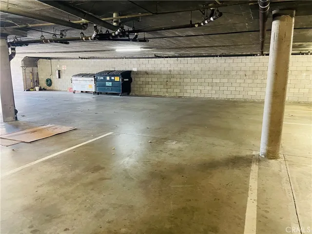 $769,000 | 227 East Burbank Boulevard, Unit E, Burbank, CA 91502