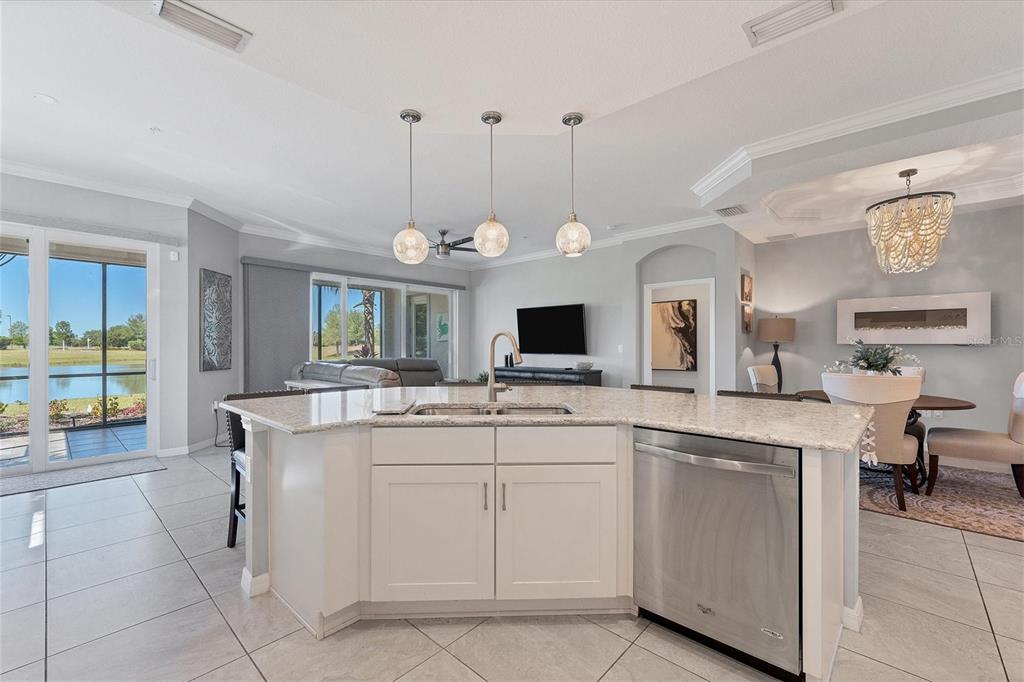 7564 Divot Loop Bradenton, FL 34202 - Photo 9 of 30