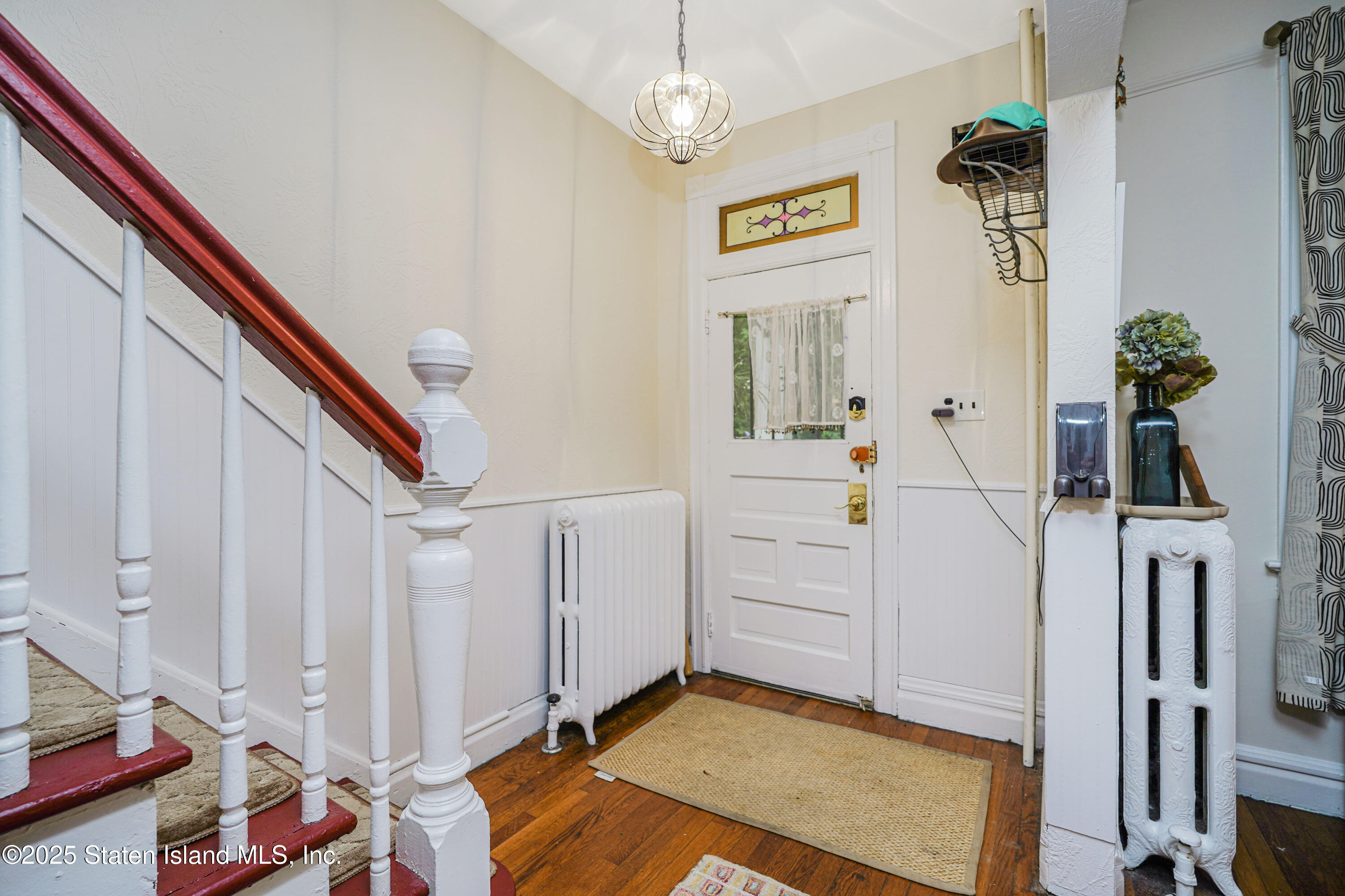 43 Ridgefield Avenue Staten Island, NY 10304 - Photo 17 of 38 17