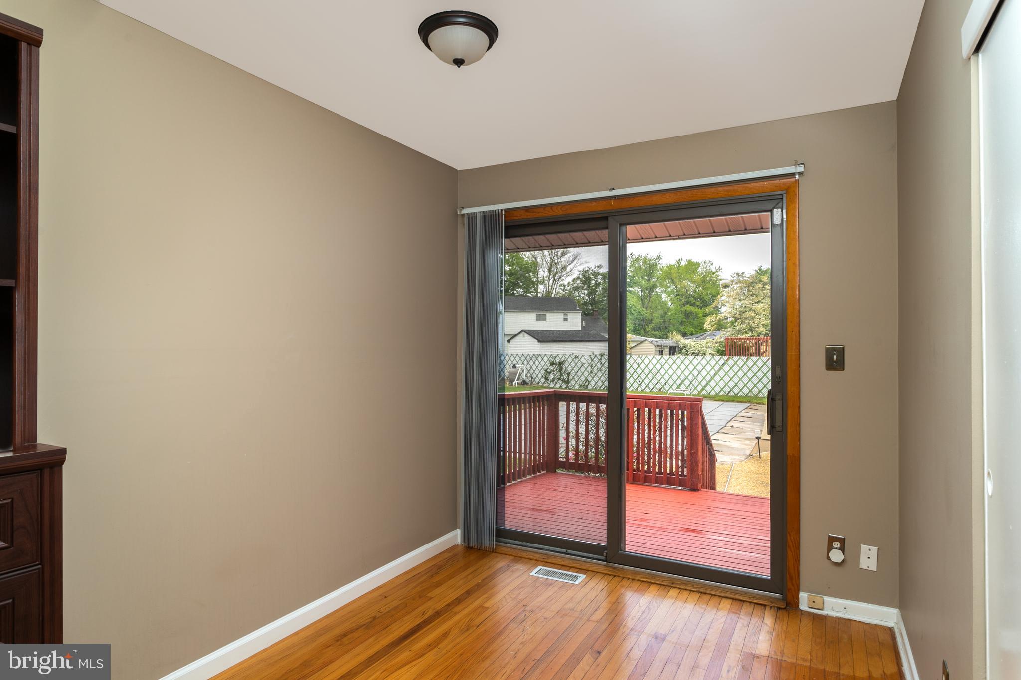 13 Lansdowne Road Burlington, NJ 08016 - Photo 15 of 32