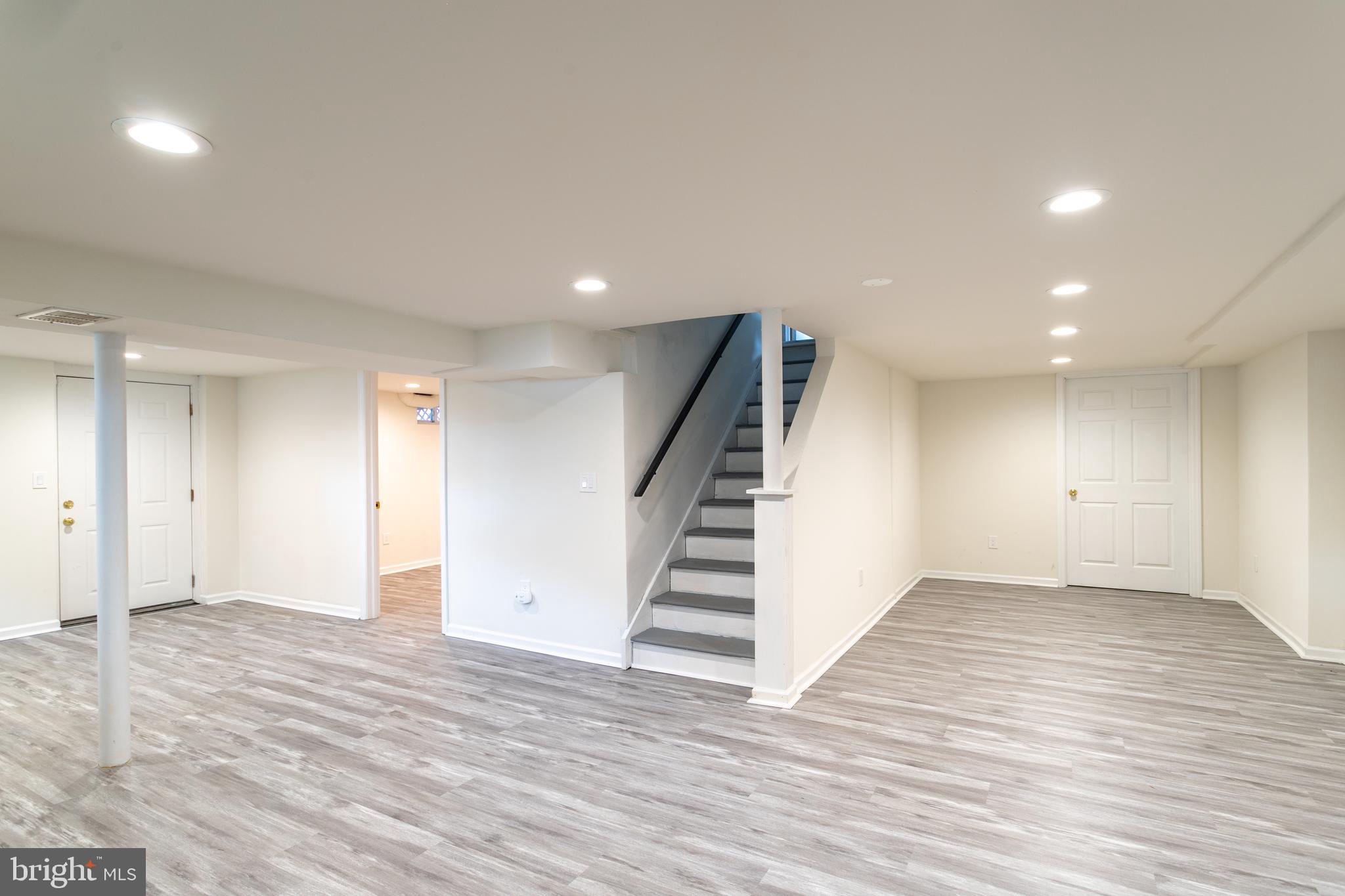 13 Lansdowne Road Burlington, NJ 08016 - Photo 17 of 32