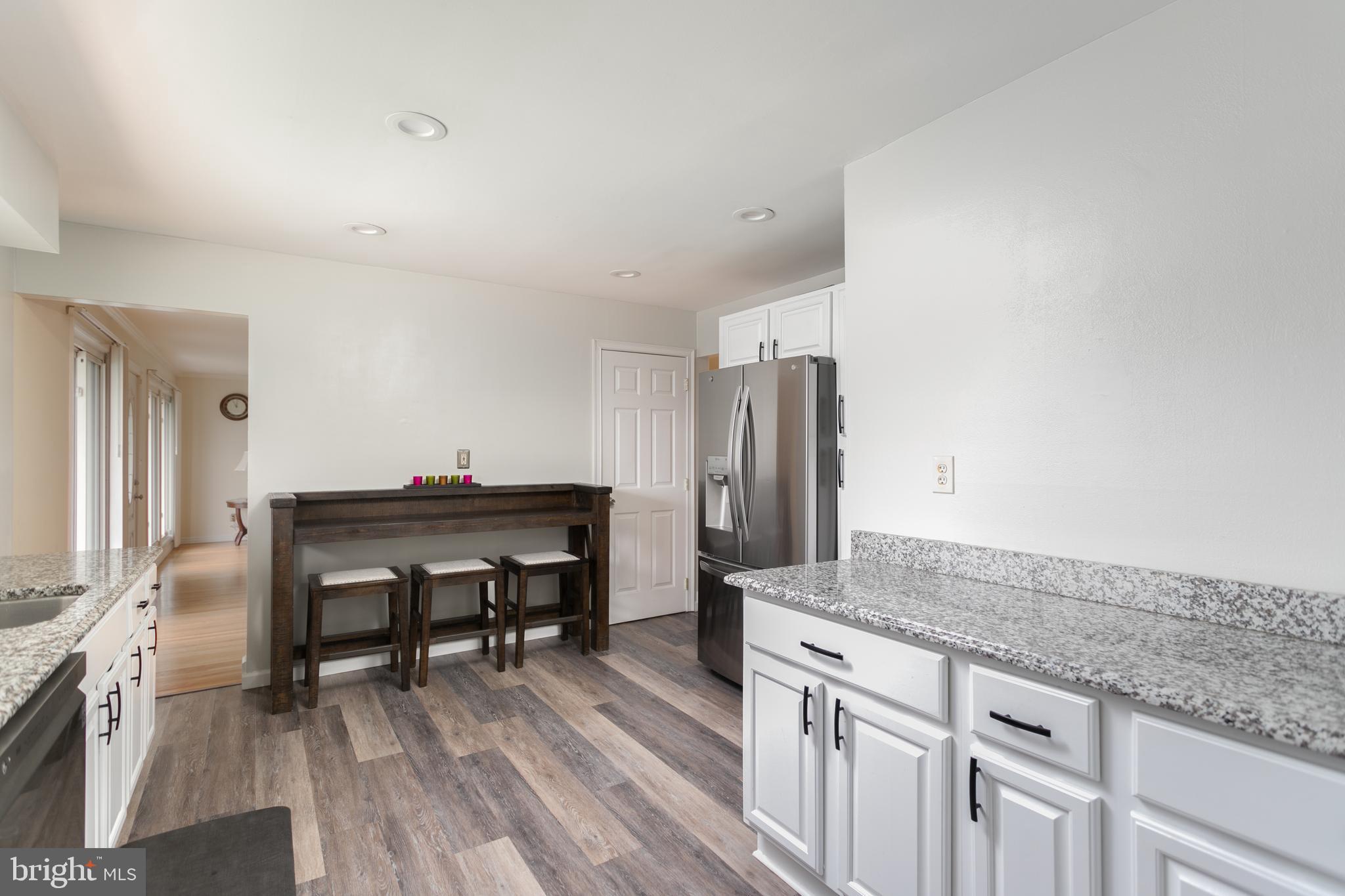 13 Lansdowne Road Burlington, NJ 08016 - Photo 9 of 32
