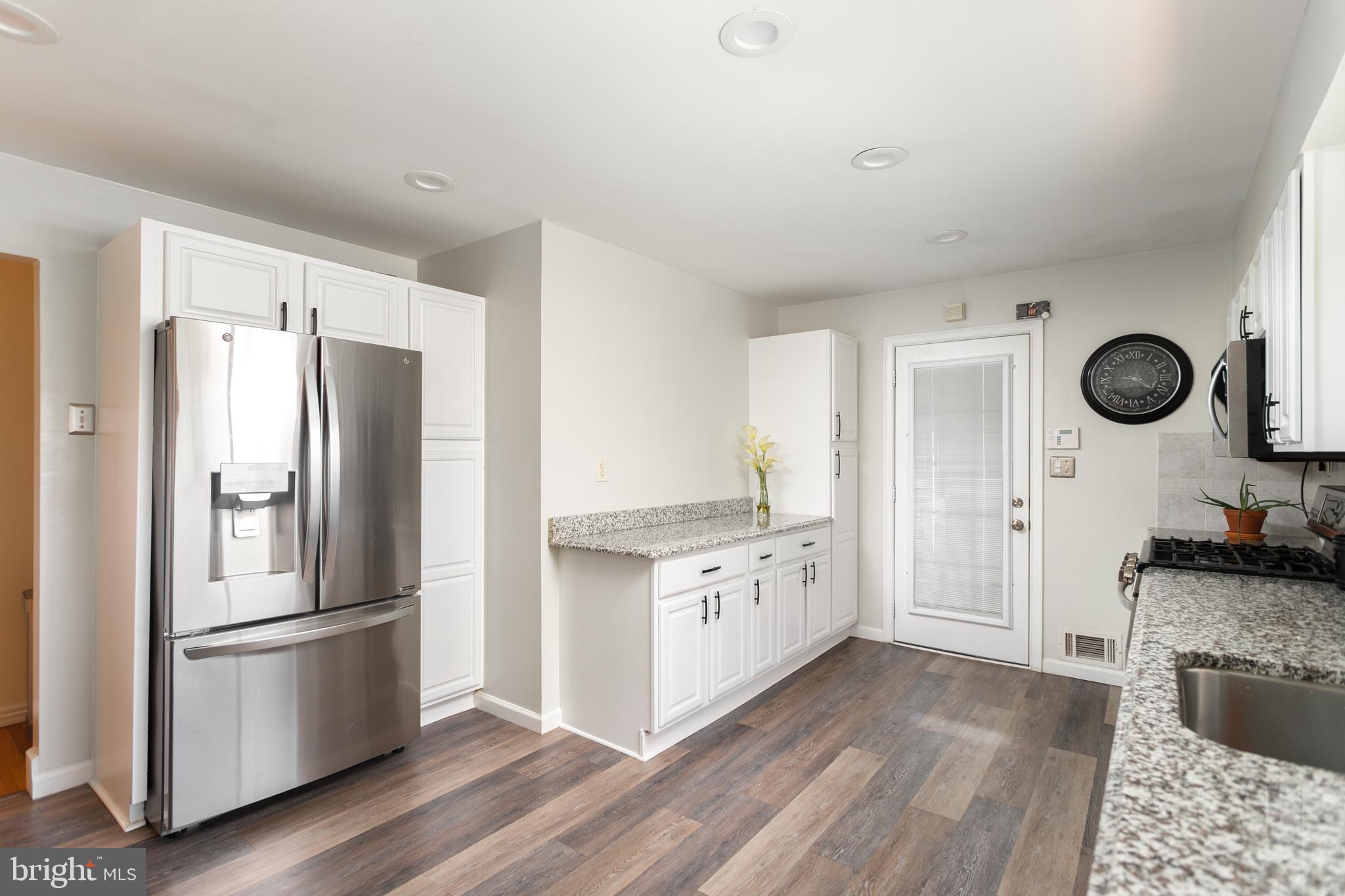 13 Lansdowne Road Burlington, NJ 08016 - Photo 10 of 32