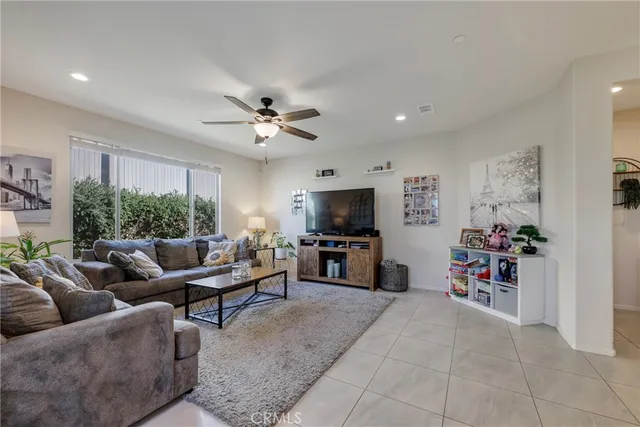 $579,000 | 30024 Typhoon Court, Menifee, CA 92584