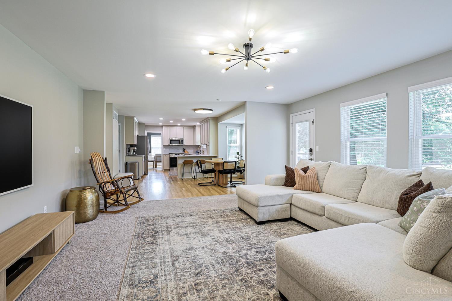 10100 Humphrey Road Cincinnati, OH 45242 - Photo 15 of 51