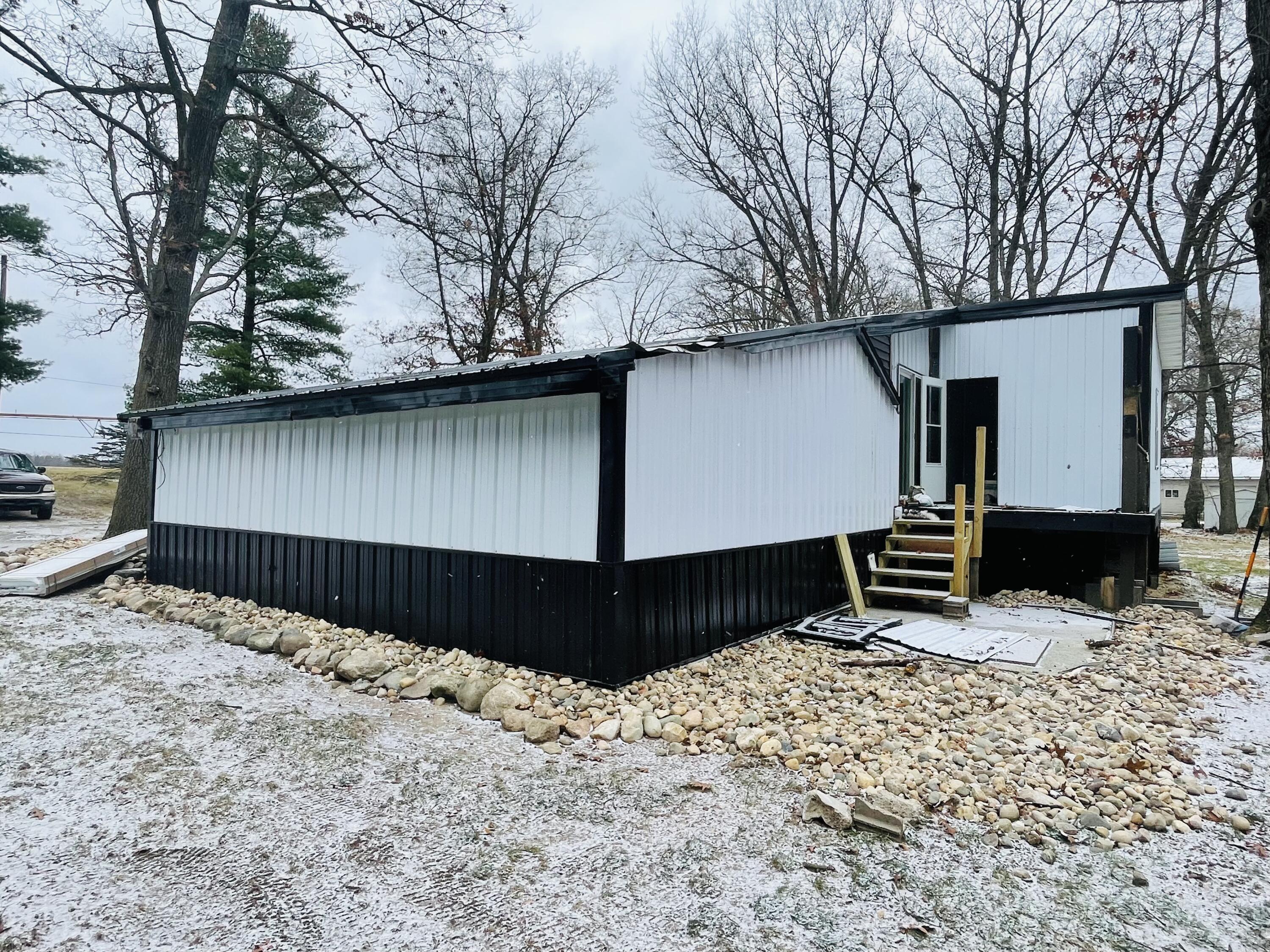 11251 West Colby Road Gowen, MI 49326 - Photo 27 of 35 27