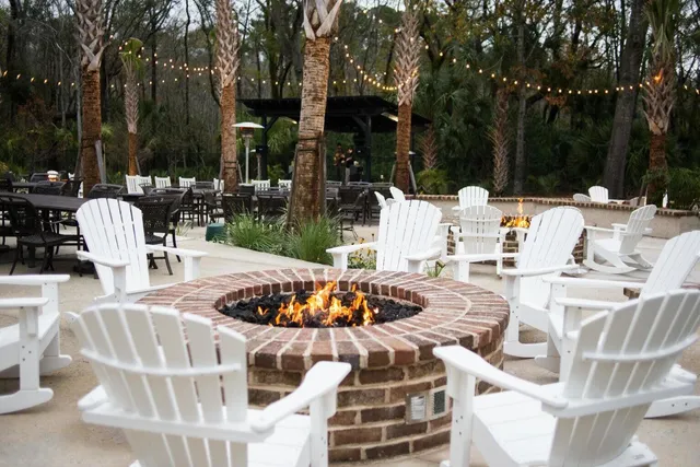 $1,950,000 | 136 Fairbanks Oak Alley, Unit 3B, Charleston, SC 29492