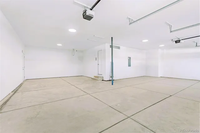 $894,000 | 4 Annie Lane, Keenesburg, CO 80643