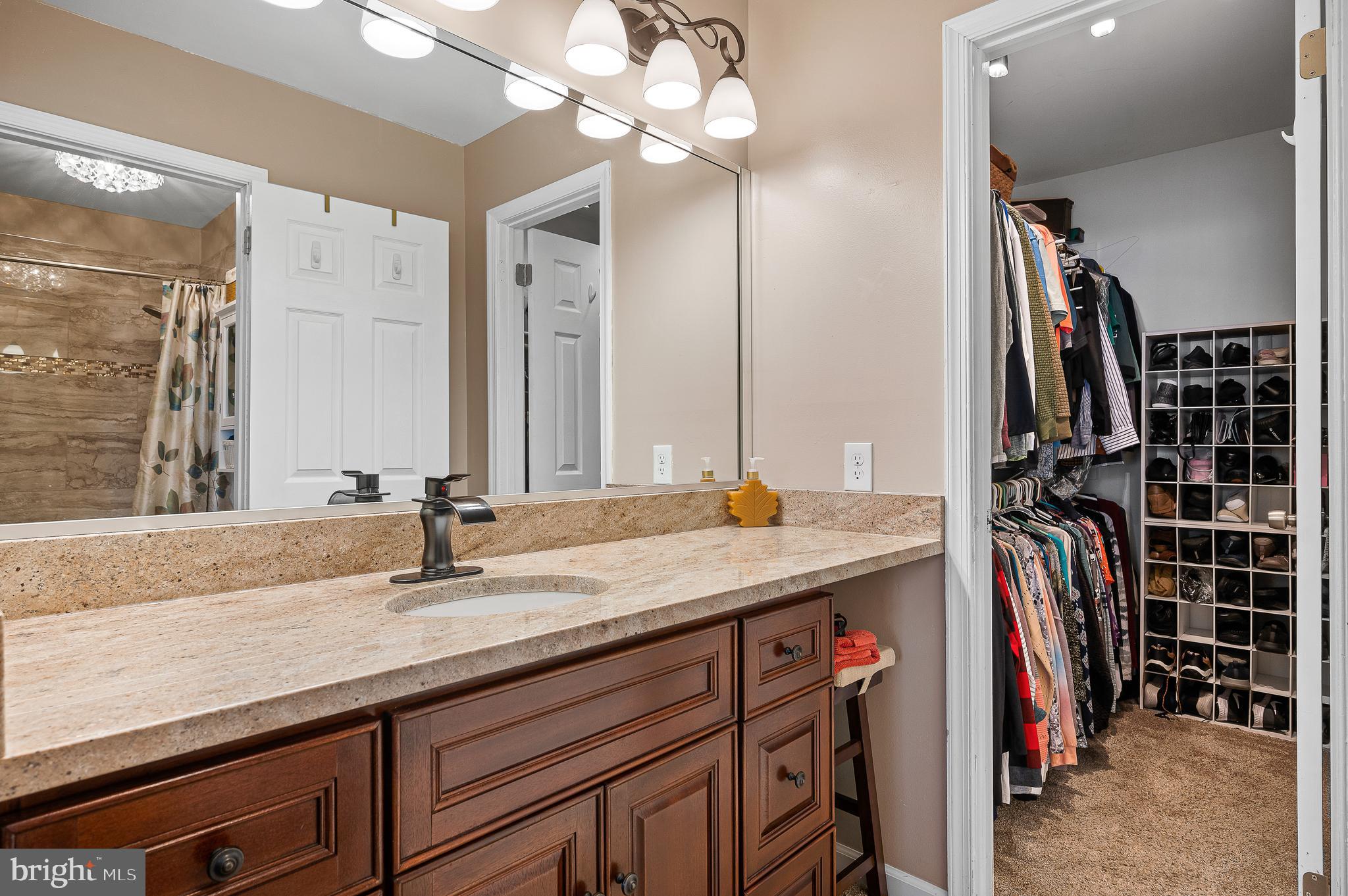 34 Cameron Circle Laurel Springs, NJ 08021 - Photo 14 of 35 Master Bathroom