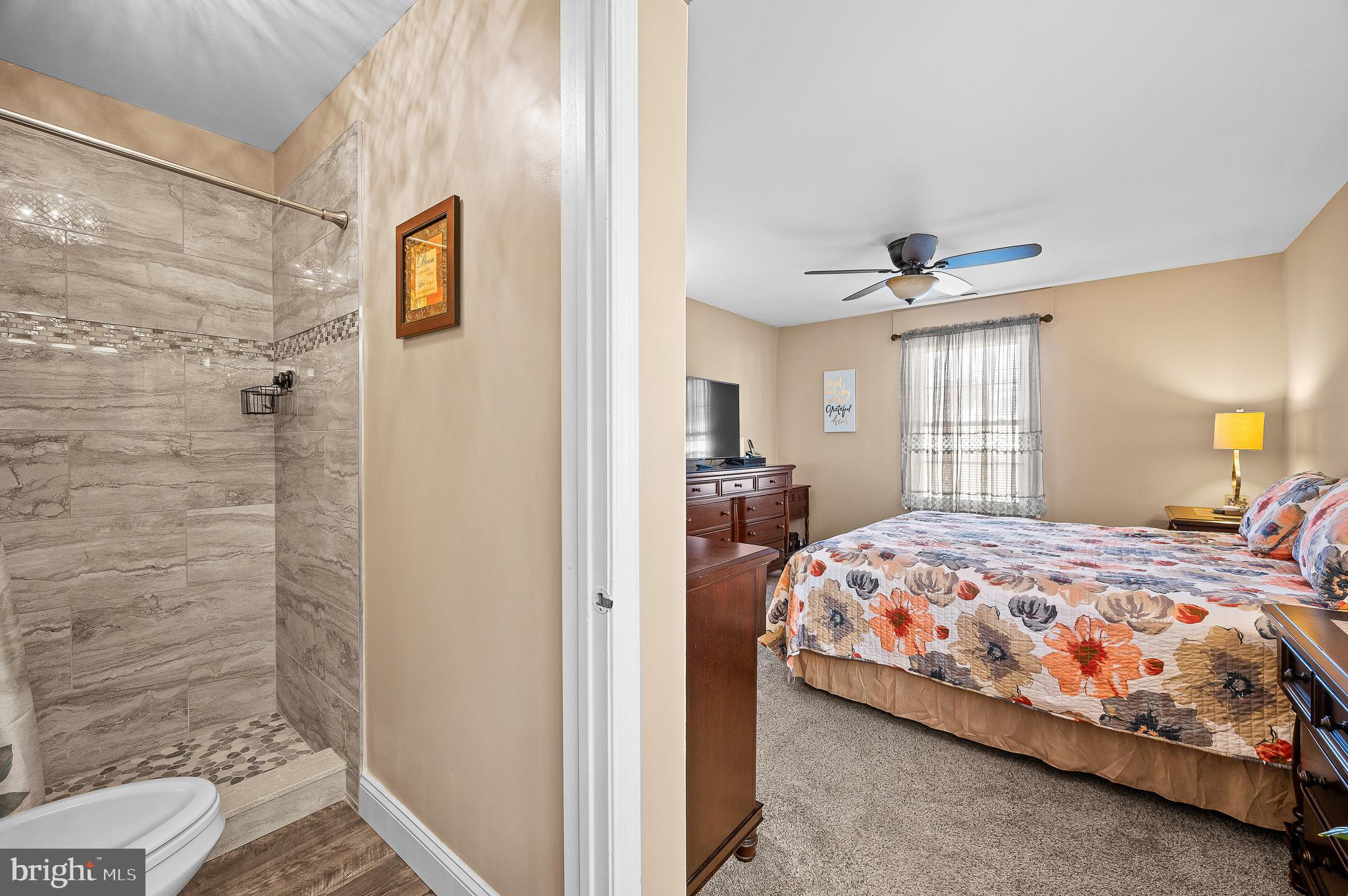 34 Cameron Circle Laurel Springs, NJ 08021 - Photo 16 of 35 Master Bathroom