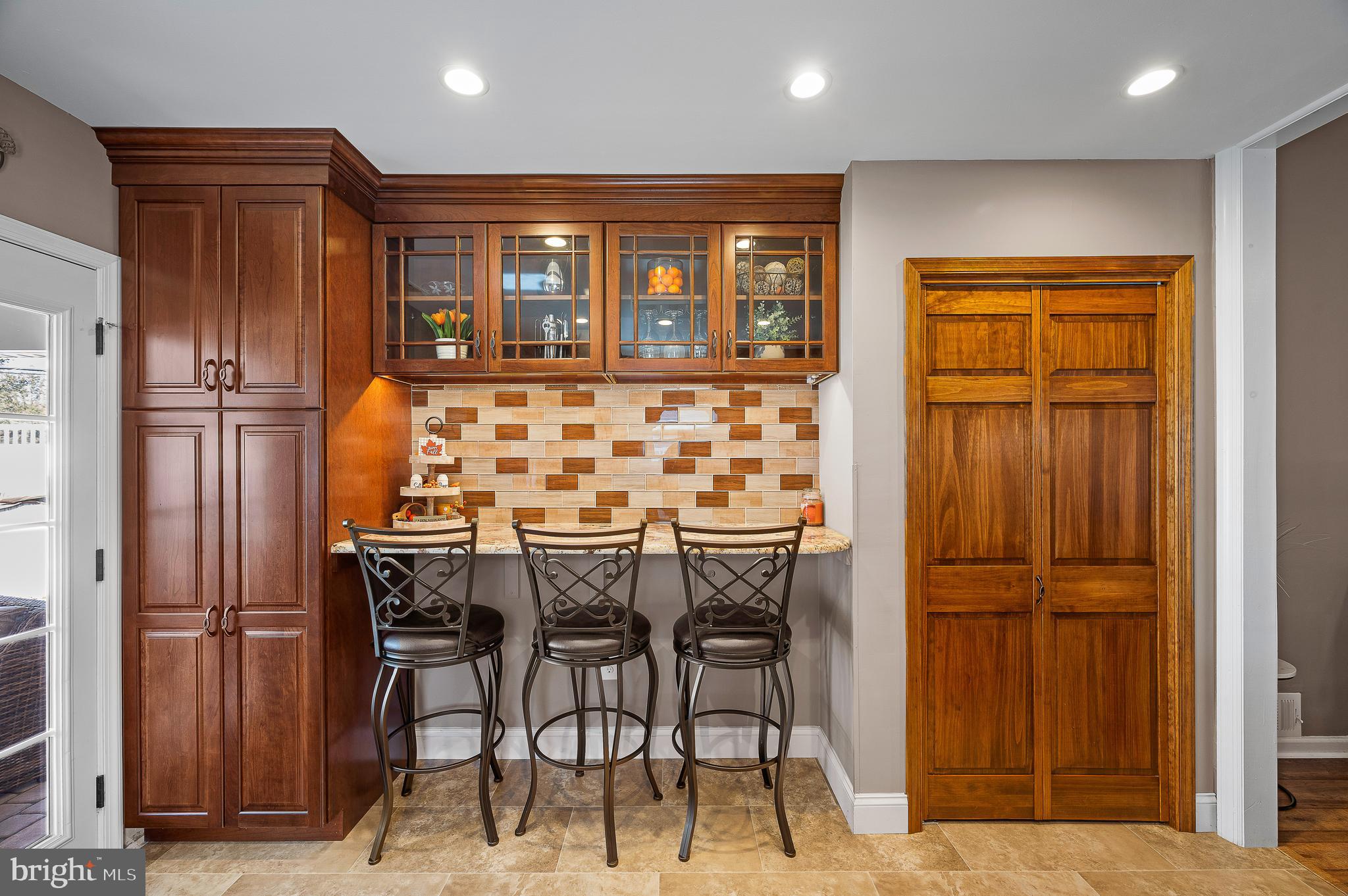34 Cameron Circle Laurel Springs, NJ 08021 - Photo 6 of 35 Kitchen