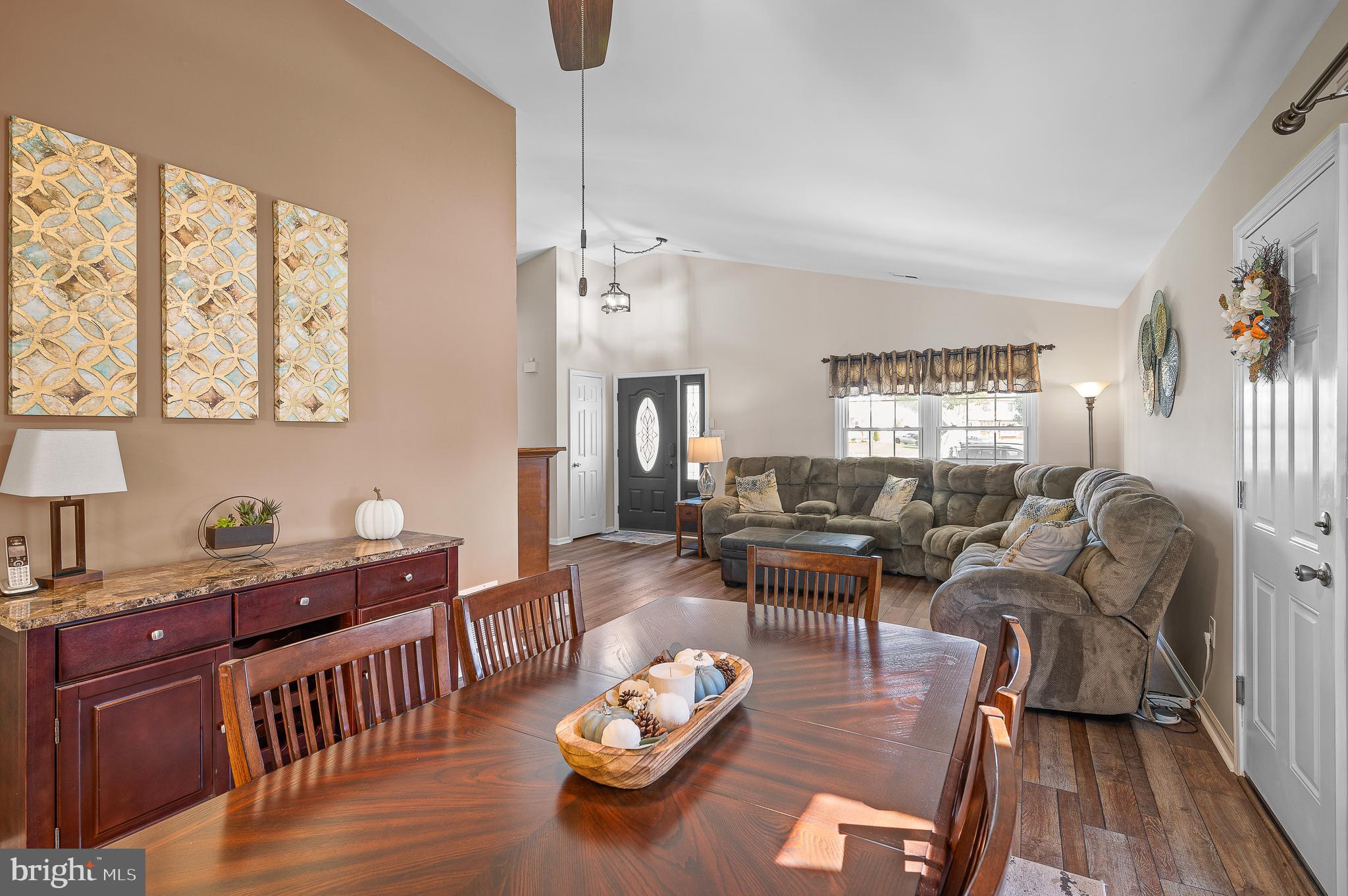 34 Cameron Circle Laurel Springs, NJ 08021 - Photo 8 of 35 Dining Room