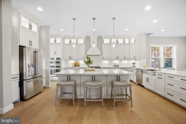 $2,499,500 | 7203 Barnett Road, Bethesda, MD 20817