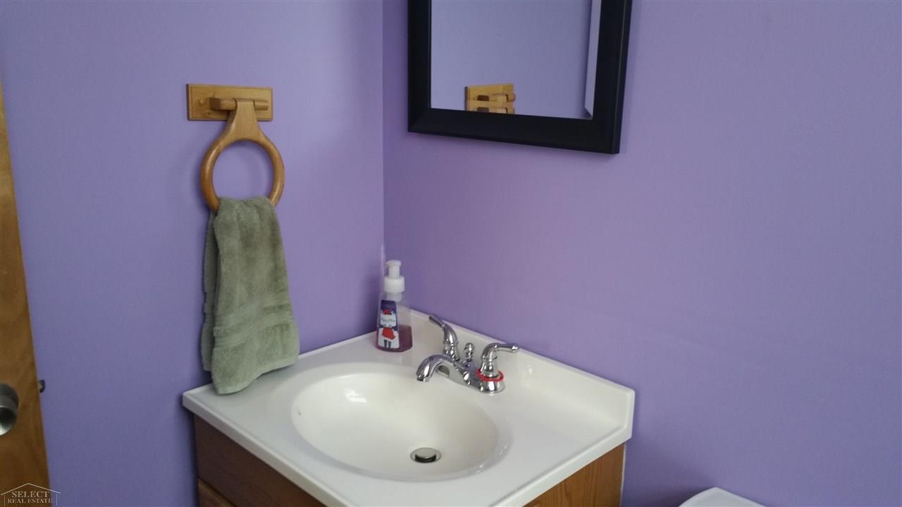 18010 Rainbow Road Fraser, MI 48026 - Photo 18 of 22