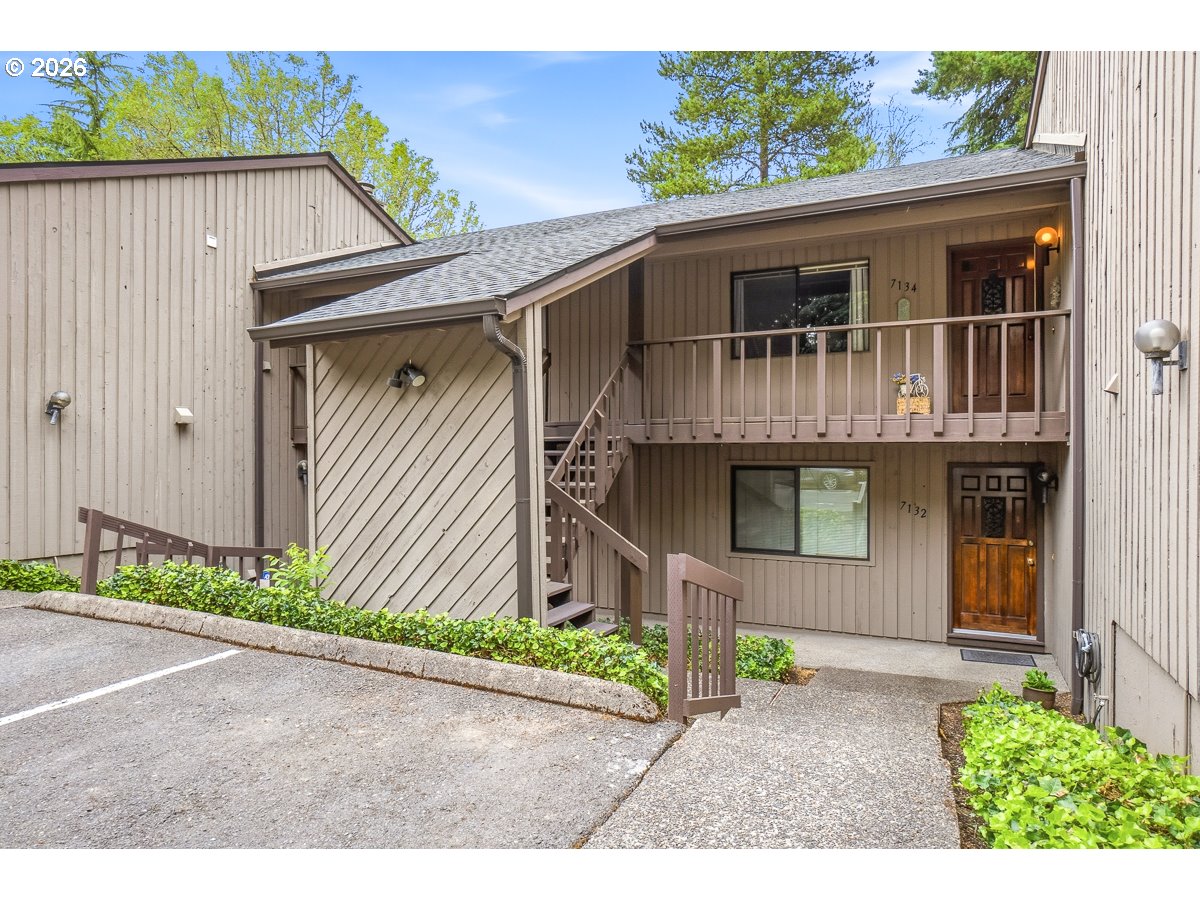 7134 Southwest Murray Boulevard Beaverton, OR 97008 - Photo 23 of 38
