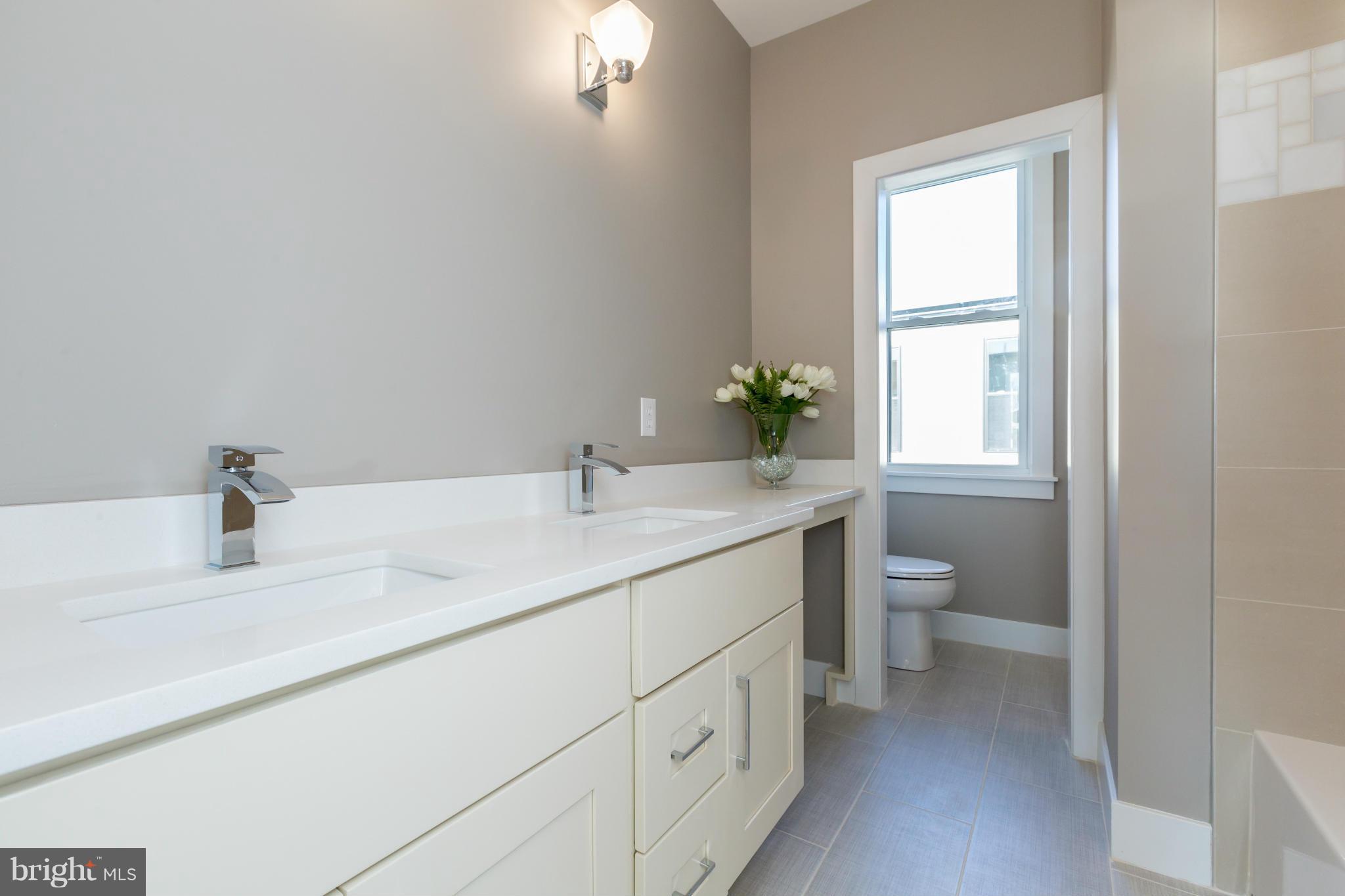 728 Park Road Northwest, Unit 6 Washington, DC 20010 - Photo 18 of 23 Interior (General)
