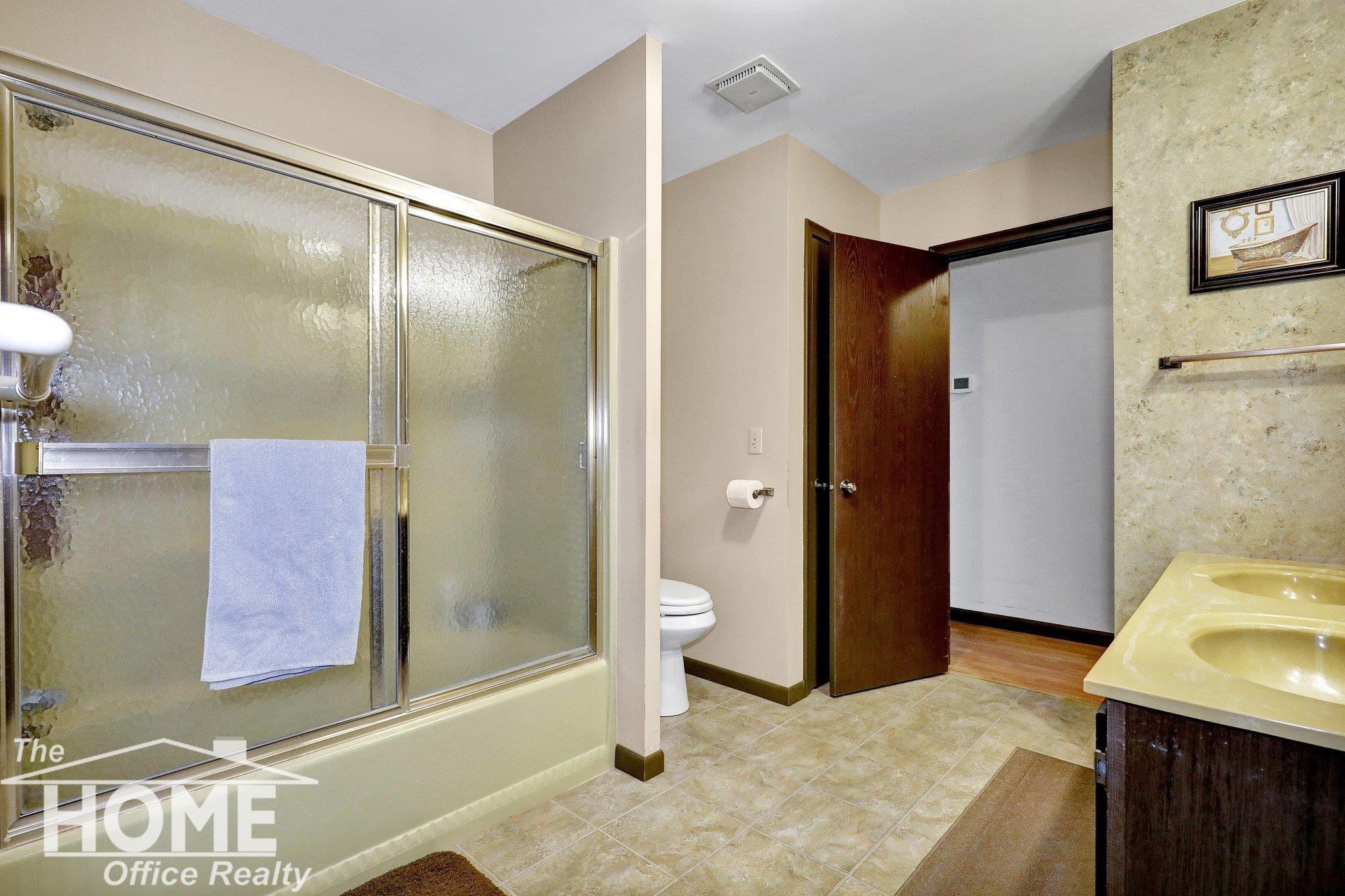 13315 South Duffield Road Byron, MI 48418 - Photo 15 of 36