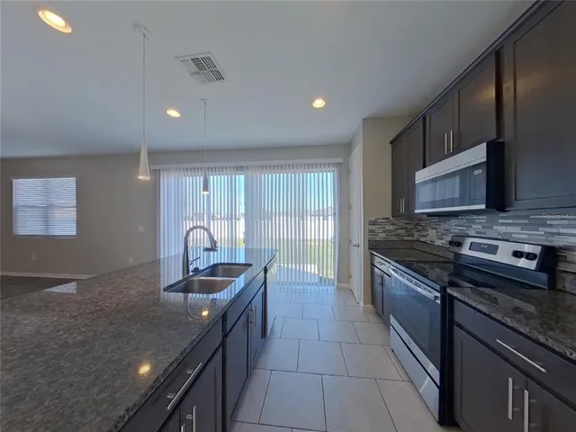 $2,159 | Undisclosed Address, Groveland, FL 34736