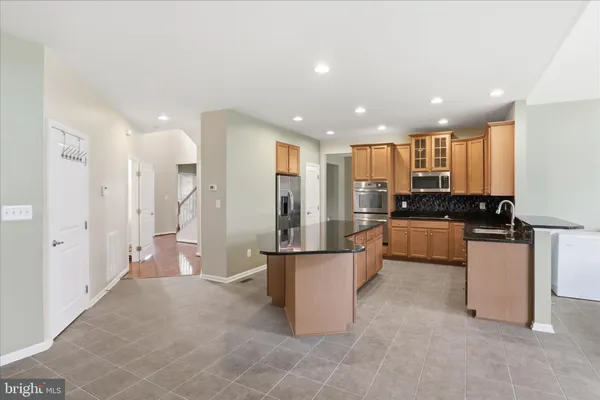 $925,000 | 7550 Edington Drive, Warrenton, VA 20187