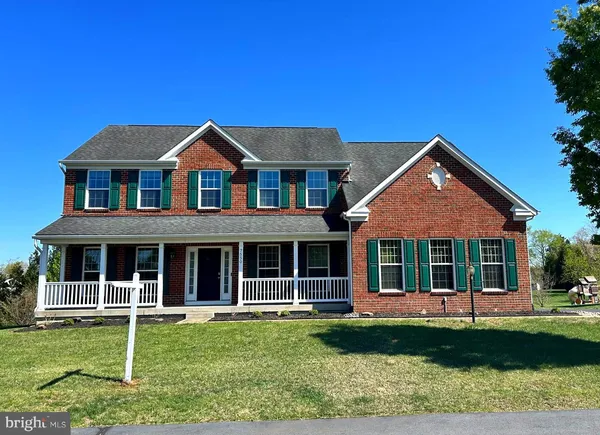 $925,000 | 7550 Edington Drive, Warrenton, VA 20187