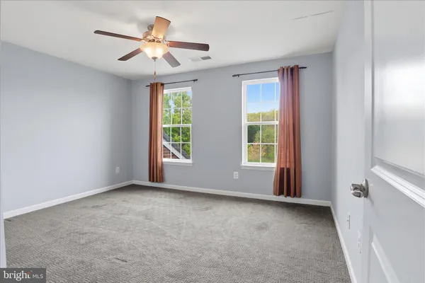 $925,000 | 7550 Edington Drive, Warrenton, VA 20187