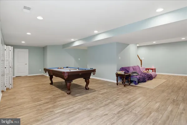$925,000 | 7550 Edington Drive, Warrenton, VA 20187