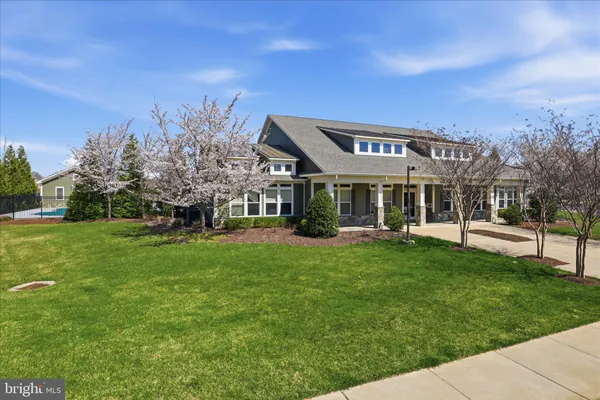 $925,000 | 7550 Edington Drive, Warrenton, VA 20187