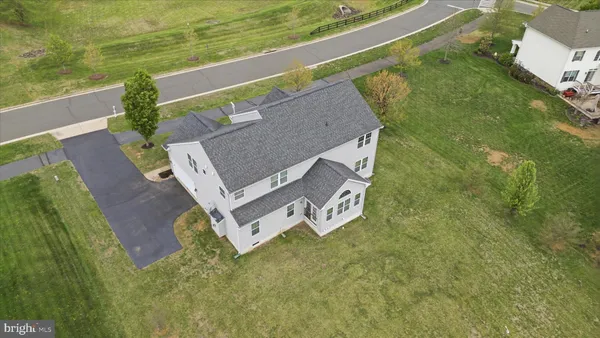 $925,000 | 7550 Edington Drive, Warrenton, VA 20187