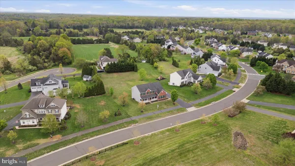 $925,000 | 7550 Edington Drive, Warrenton, VA 20187
