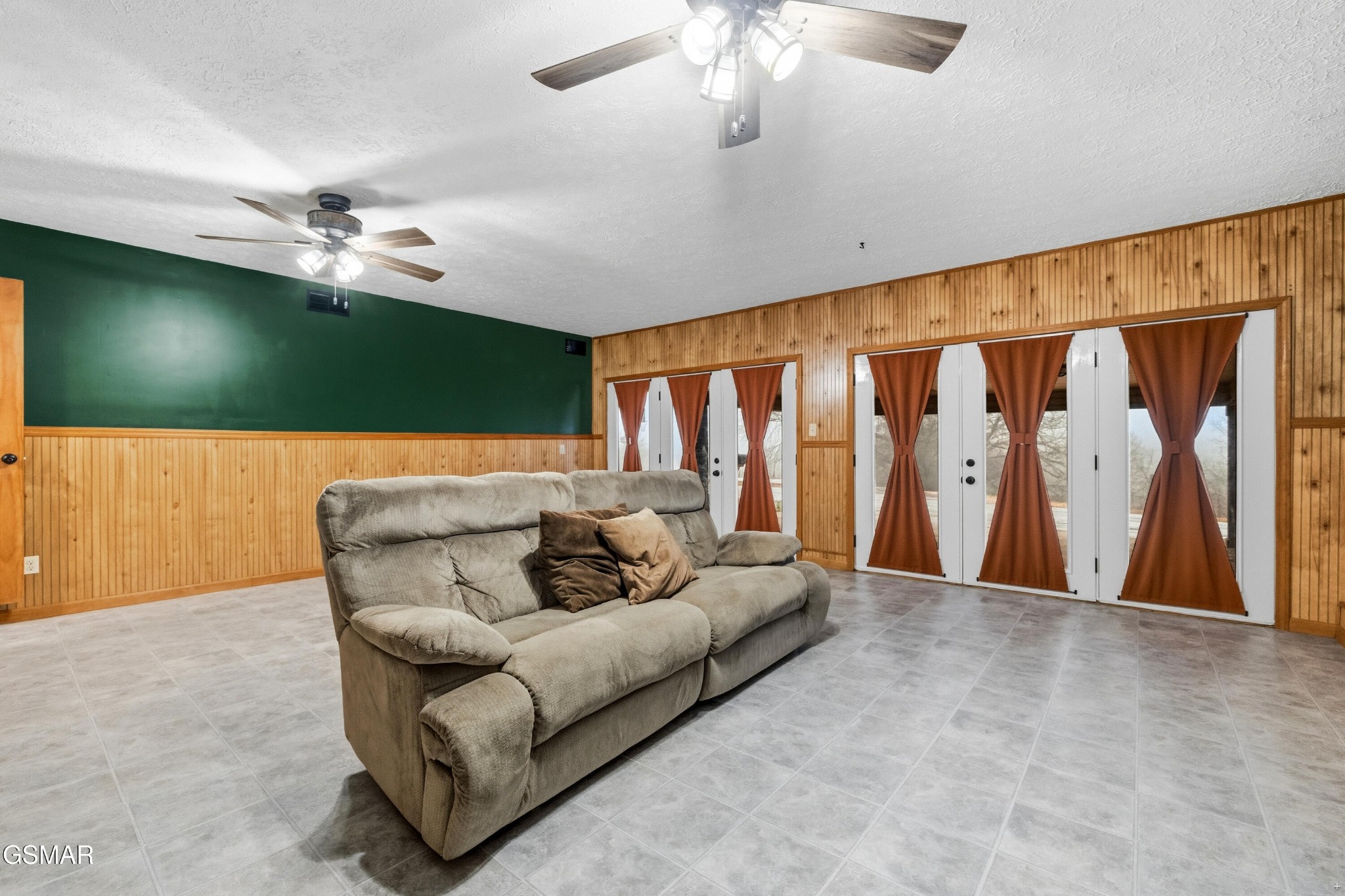 111 Cedar Hills Road Sevierville, TN 37862 - Photo 2 of 27 Gallery Image 2