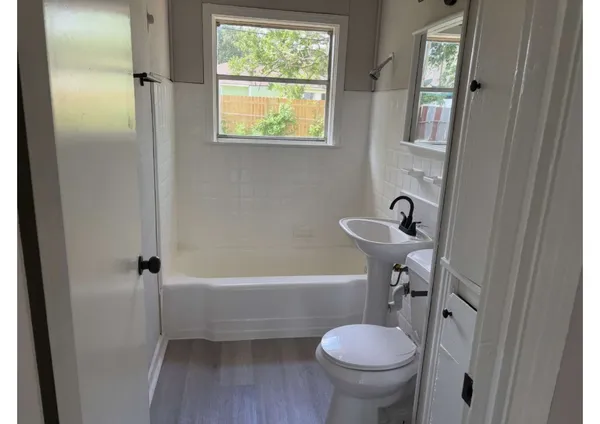 $1,700 | 5934 Southtown Street, Houston, TX 77033