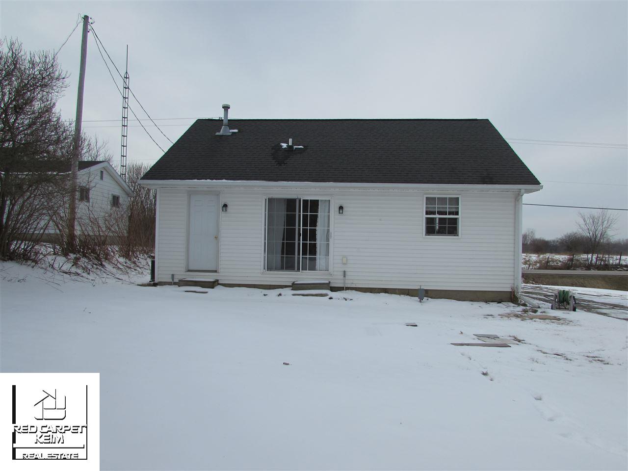 1029 South Oak Road Davison, MI 48423 - Photo 3 of 12