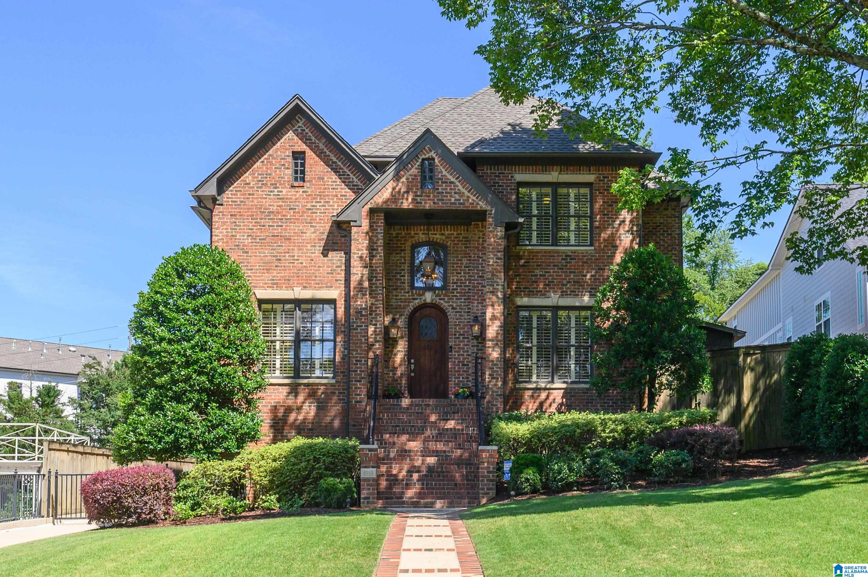 1919 Wellington Road Homewood, AL 35209 - Photo 72 of 85 Gallery Image 72