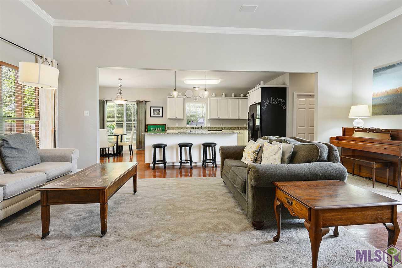10122 Springrose Avenue Baton Rouge, LA 70810 - Photo 5 of 14