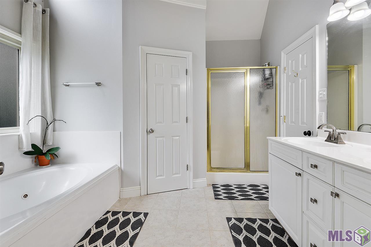 10122 Springrose Avenue Baton Rouge, LA 70810 - Photo 10 of 14