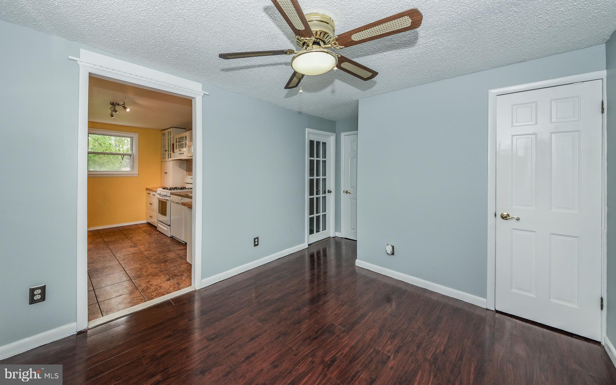 722 Millwood Road Philadelphia, PA 19115 - Photo 12 of 39 Dining Room