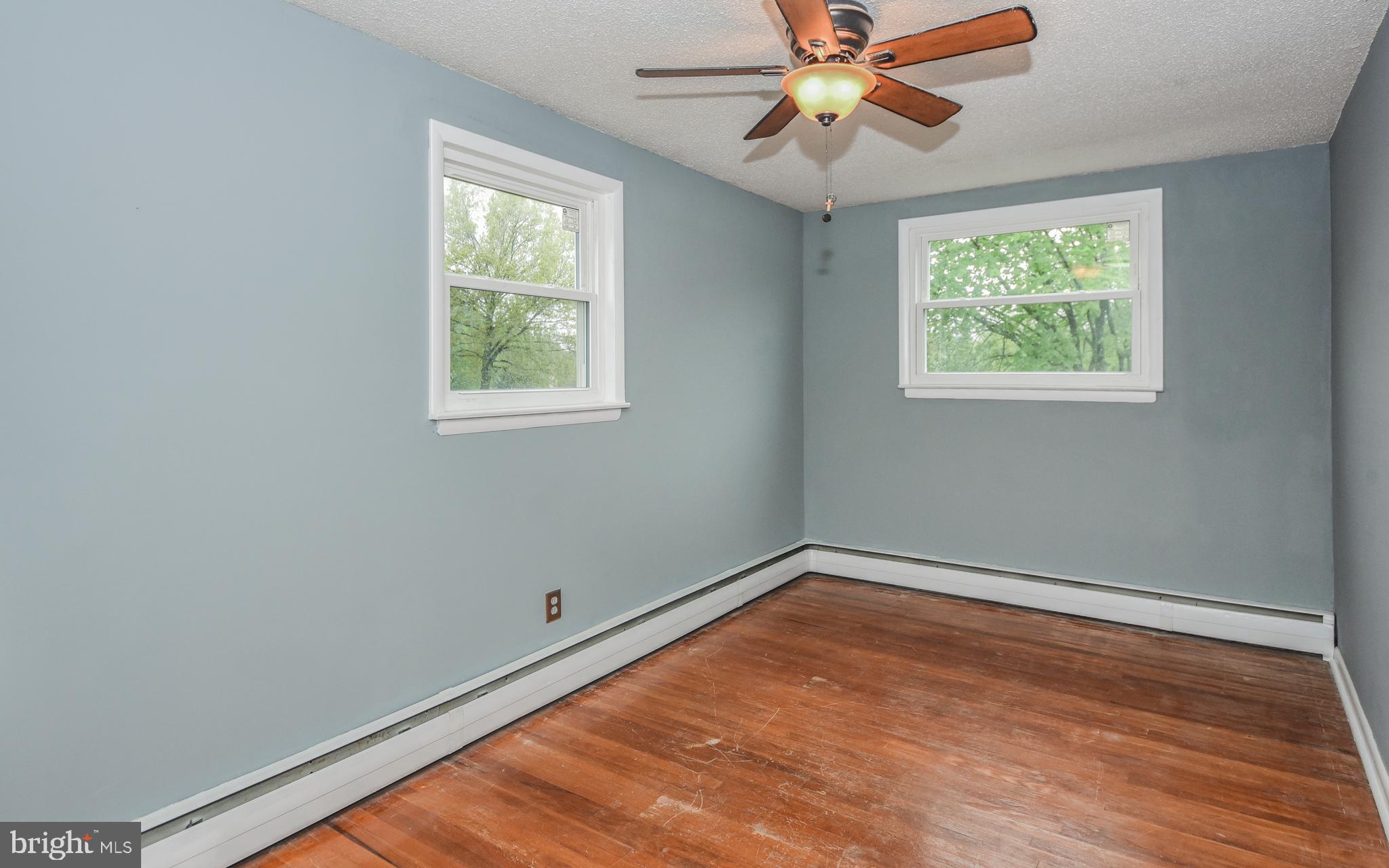 722 Millwood Road Philadelphia, PA 19115 - Photo 27 of 39 Bedroom 3