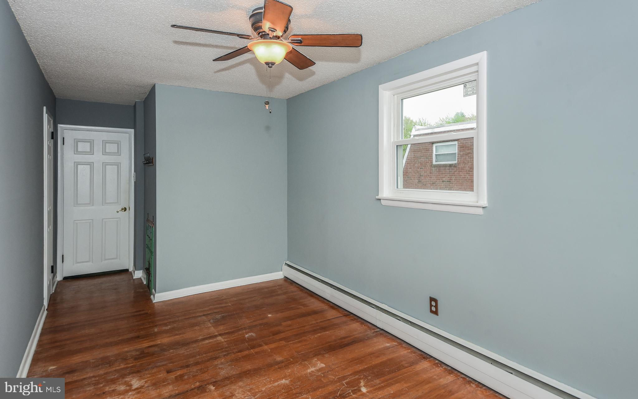 722 Millwood Road Philadelphia, PA 19115 - Photo 28 of 39 Bedroom 3
