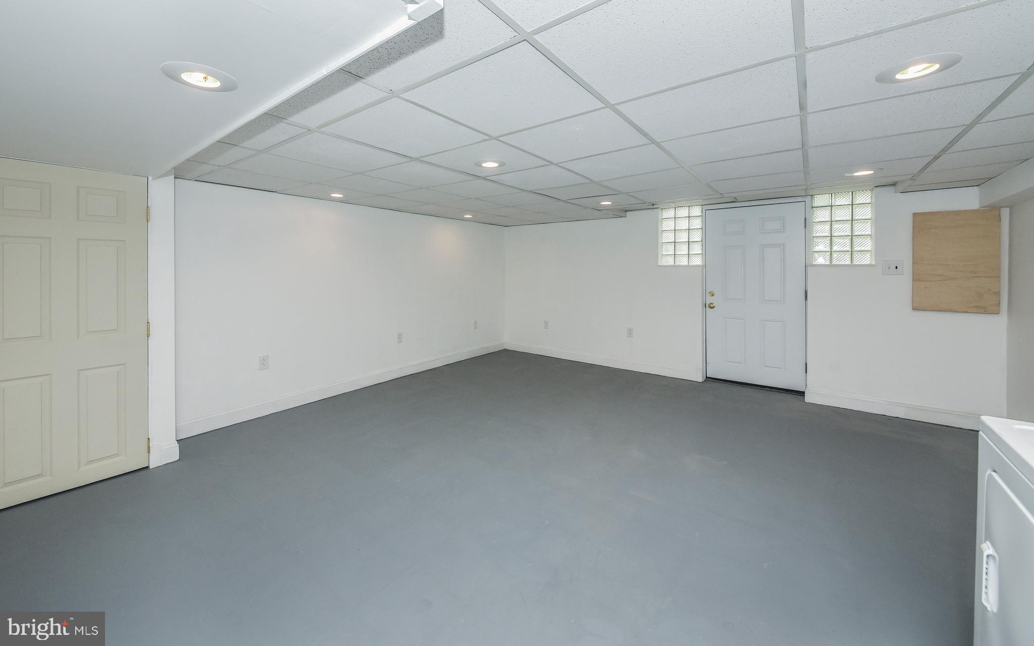722 Millwood Road Philadelphia, PA 19115 - Photo 32 of 39 Full Walk Out Basement