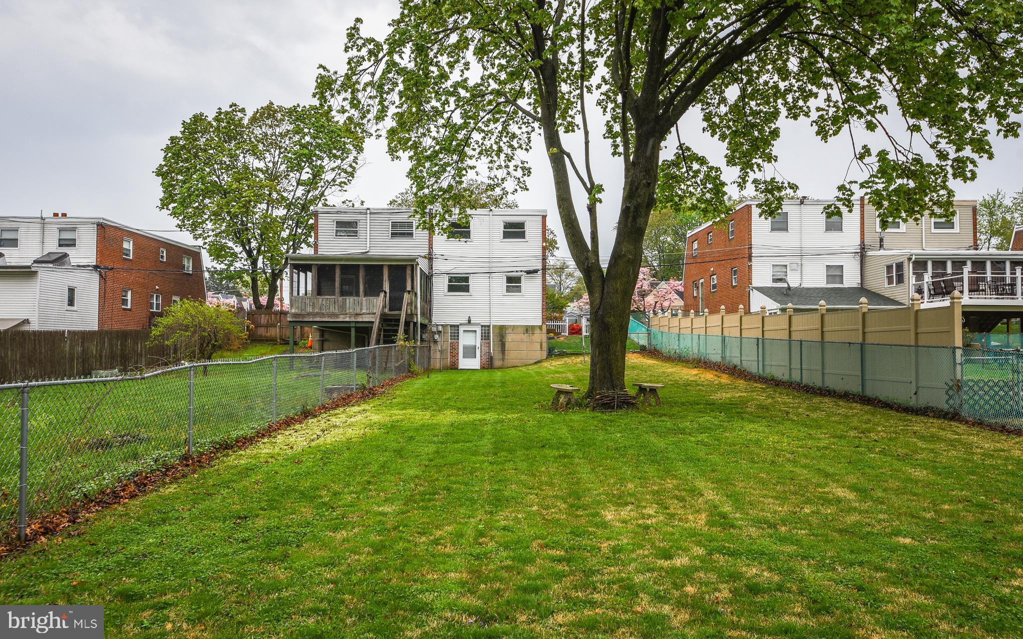 722 Millwood Road Philadelphia, PA 19115 - Photo 38 of 39 Fenced Yard