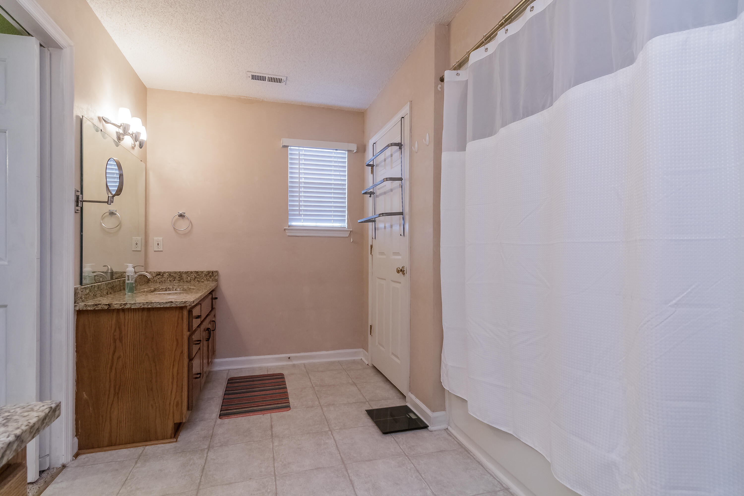 46 Hickory Ridge Trail Ringgold, GA 30736 - Photo 26 of 47 Master Bathroom