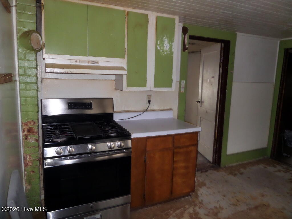 538 Edgar Street Clinton, NC 28328 - Photo 8 of 20 SAM_8209