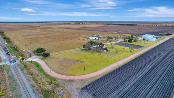 $2,517,750 | 5629 Highway 59, Edna, TX 77957